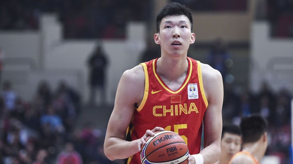 努贝尔给拜仁留下了深刻印象，他被告知俱乐部认为他未来有一天会接班诺伊尔，只要他能保持水平。